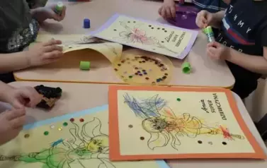 Dzień kobiet w punkcie przedszkolnym (18)