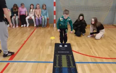 I dzień wiosny (2)
