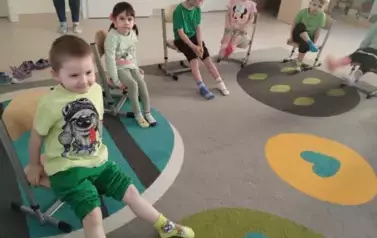 Dzień kolorowej skarpetki (8)