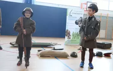 Grupa artystyczna Odrodzeni w naszej szkole (3)