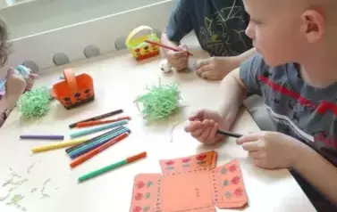 Wielkanocne przygotowania Zajączk&oacute;w (8)