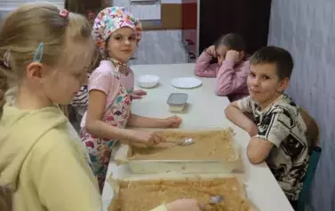 Przygotowanie deseru 24