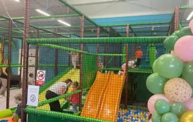 Dzień dziecka w sali zabaw Dziki Jump (10)