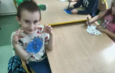 kolorowe emocje w zer&oacute;wce 20