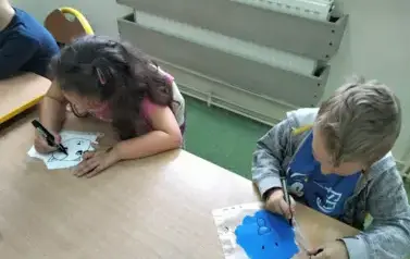 kolorowe emocje w zer&oacute;wce 17