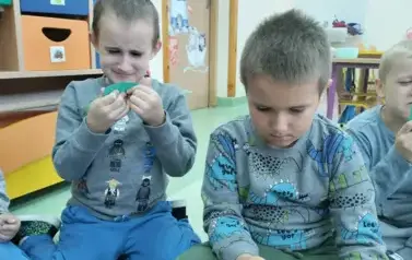 kolorowe emocje w zer&oacute;wce 3