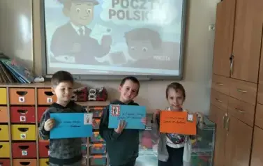 pocztowa lekcja w zer&oacute;wce 7