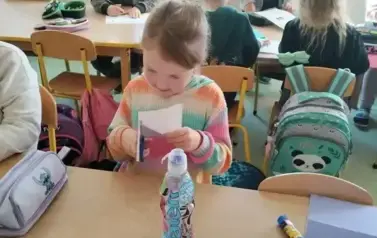 pocztowa lekcja w zer&oacute;wce 5