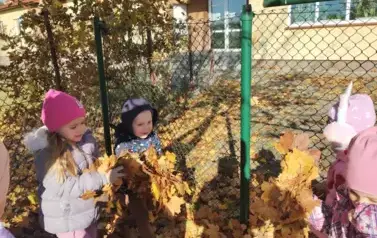Zajączki na jesiennym spacerze (1)