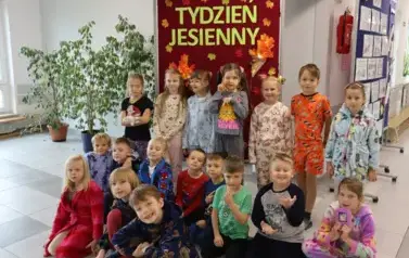 Dzień w piżamie i szlafroku (2)