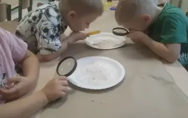 Zajączki poznają surowce mineralne Polski (1)