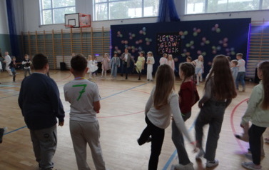Dyskoteka klas 0-III (41)