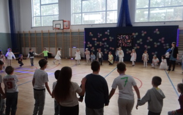 Dyskoteka klas 0-III (39)