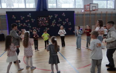 Dyskoteka klas 0-III (31)