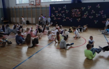 Dyskoteka klas 0-III (23)