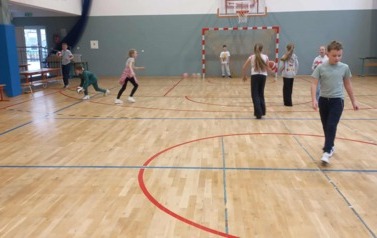 16c14d64-9ee5-423e-bad5-efbeeafdc6c2