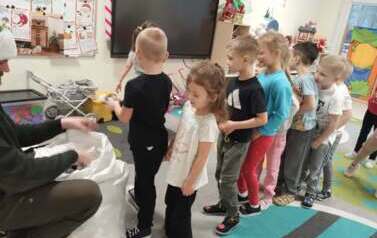 Leśny Mikołaj w Punkcie Przedszkolnym (8)