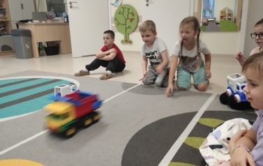 Grupa Zajączki na drugim etapie projektu Mali Wielcy Odkrywcy (14)