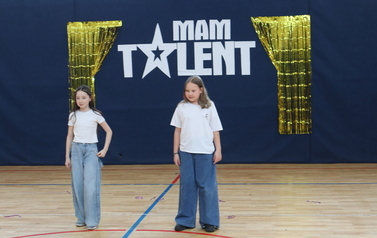 Mam Talent (11)
