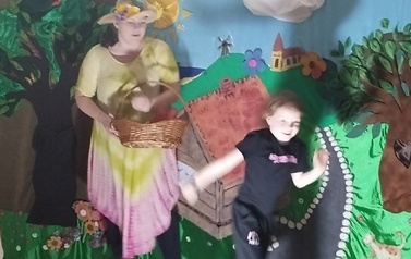 Wielkanocny teatrzyk w przedszkolu (10)