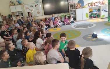 Wielkanocny teatrzyk w przedszkolu (8)