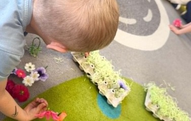 Wiosenne zabawy edukacyjne u Misi&oacute;w i Zajączk&oacute;w (27)