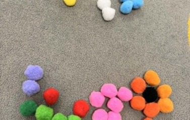 Wiosenne zabawy edukacyjne u Misi&oacute;w i Zajączk&oacute;w (11)