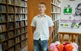 Wojciech Bakuła kl. VI- konkurs recytatorski