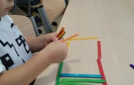 Kr&oacute;lik niezwykły gość w punkcie przedszkolnym (26)