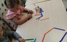 Kr&oacute;lik niezwykły gość w punkcie przedszkolnym (25)