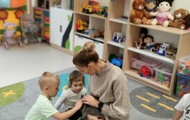 Kr&oacute;lik niezwykły gość w punkcie przedszkolnym (13)