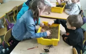 Dzień Dinozaura w zer&oacute;wce 5