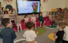 Dzień kobiet w punkcie przedszkolnym (6)