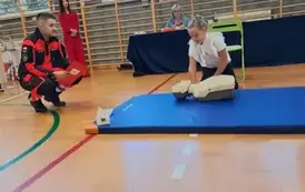 Oliwia prowadzi resuscytację