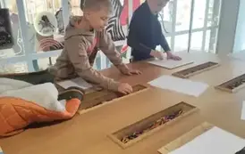 Uczniowie klas 1-4 na wycieczce (101)