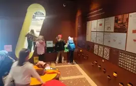 Uczniowie klas 1-4 na wycieczce (82)