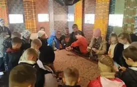 Uczniowie klas 1-4 na wycieczce (38)