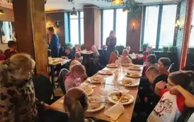 Uczniowie klas 1-4 na wycieczce (33)