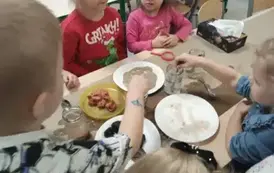 Zajączki poznają surowce mineralne Polski (19)