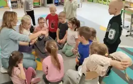 Zajączki stają się Małymi Wielkimi Odkrywcami (17)