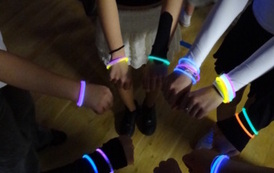 Dyskoteka fluo klas IV-VIII (1)