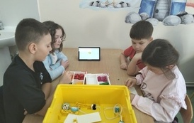 zajęcia pokazowe z robotyki w zer&oacute;wce i klasach I-III 6