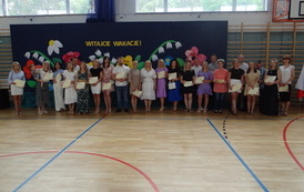 Rodzice z podziękowaniami za szczeg&oacute;lny udział w życiu szkoły