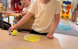 Wiosenne zabawy edukacyjne u Misi&oacute;w i Zajączk&oacute;w (21)