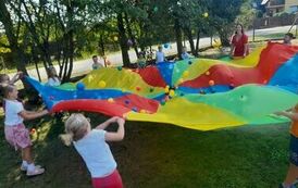 zabawa z hustą animacycjną