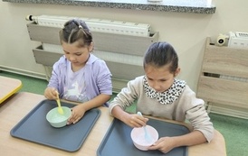 Zer&oacute;wka świętuje Dzień Chłopaka &ndash; kolorowe slimy i wyjątkowy gość 2