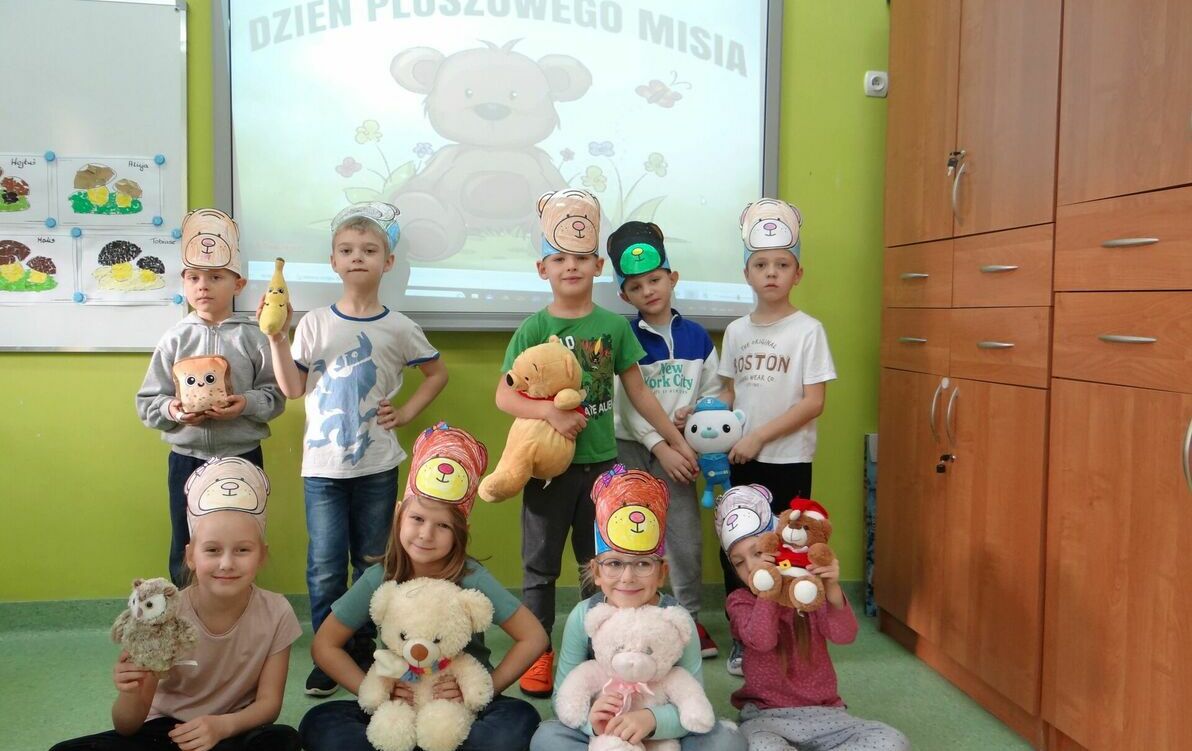 Zdjęcie do  &bdquo;Mały Miś do mnie uśmiechnie się dziś&rdquo; &ndash; Dzień Pluszowego Misia w przedszkolu 