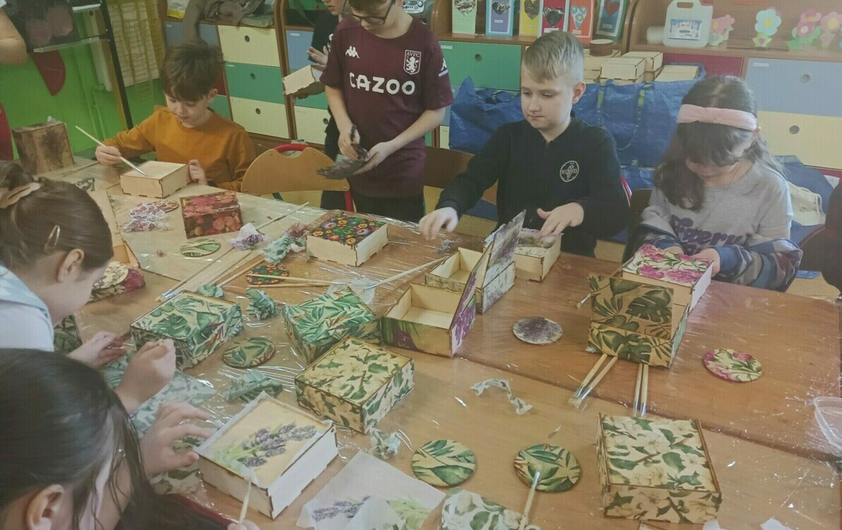 Zdjęcie do WARSZTATY  DECOUPAGE