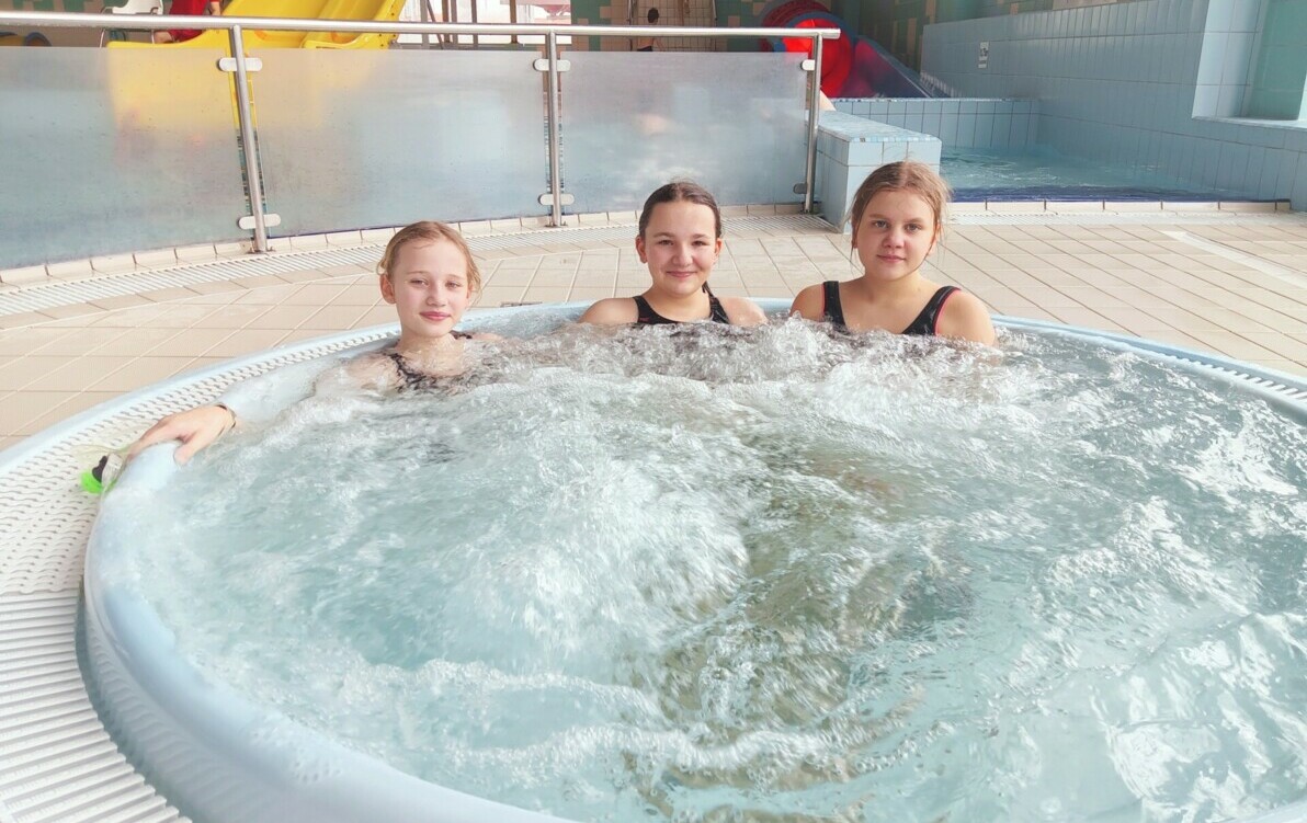 Zdjęcie do Zjeżdżalnia, jacuzzi i basen &ndash; z tego warto skorzystać częściej niż tylko &bdquo;czasem&rdquo;!!