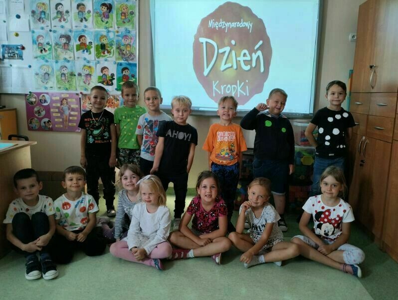 Zdjęcie do Dzień Kropki w oddziale przedszkolnym 2024